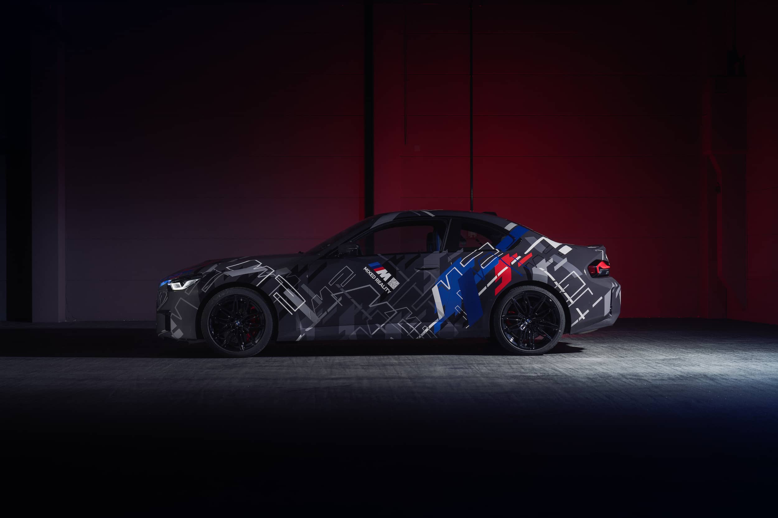 <a class='light-link'  target='_blank'>Varjo</a>-BMW1.jpg